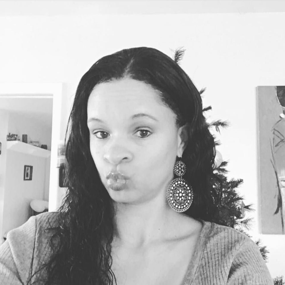 Meet your Posher, Anjure